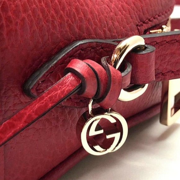 Gucci GG Supreme Bree Camera Crossbody Bag in Red- new in DUSTBAG - Picture 12 of 13